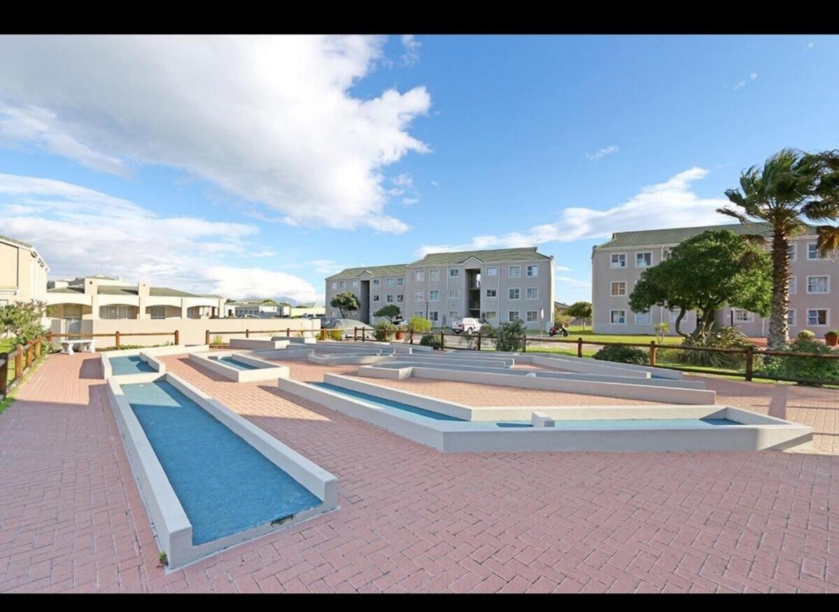 Breezy Sunny Apartment Cape Town